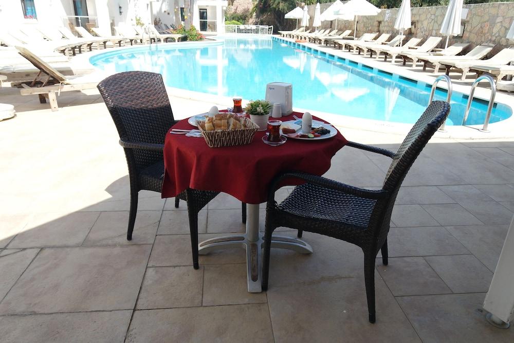 Queen Residence By Important Group Travel Bodrum Екстериор снимка